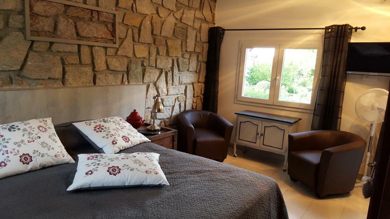 Residence Di A Serra Кальві Екстер'єр фото